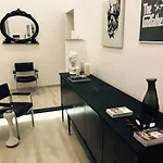 Bed & Breakfast Chiaia House 3*