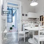 Chiaia House 3* Napoli