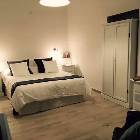 Bed & Breakfast Chiaia House *