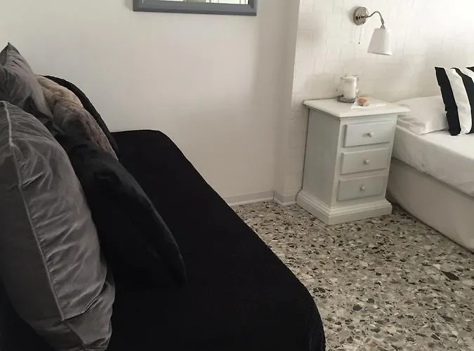 Chiaia House Alojamento de Acomodação e Pequeno-almoço 3*