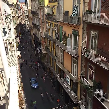 Chiaia House Bed & Breakfast Napels