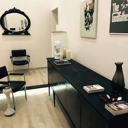 Bed & Breakfast Chiaia House 3*