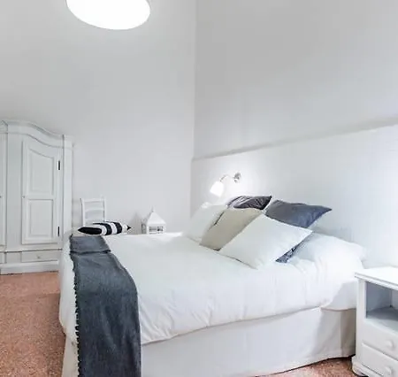 Chiaia House *
