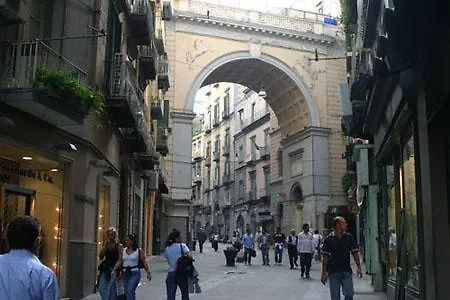 Bed & Breakfast Chiaia House